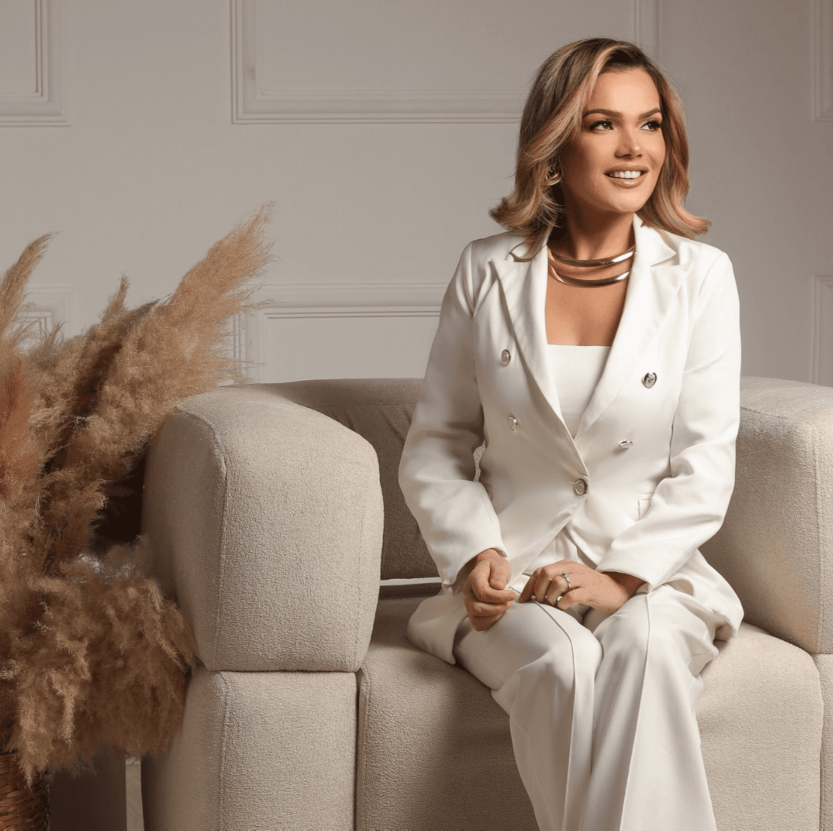 Lenne Carneiro - Consultora de Imagem e Estilo